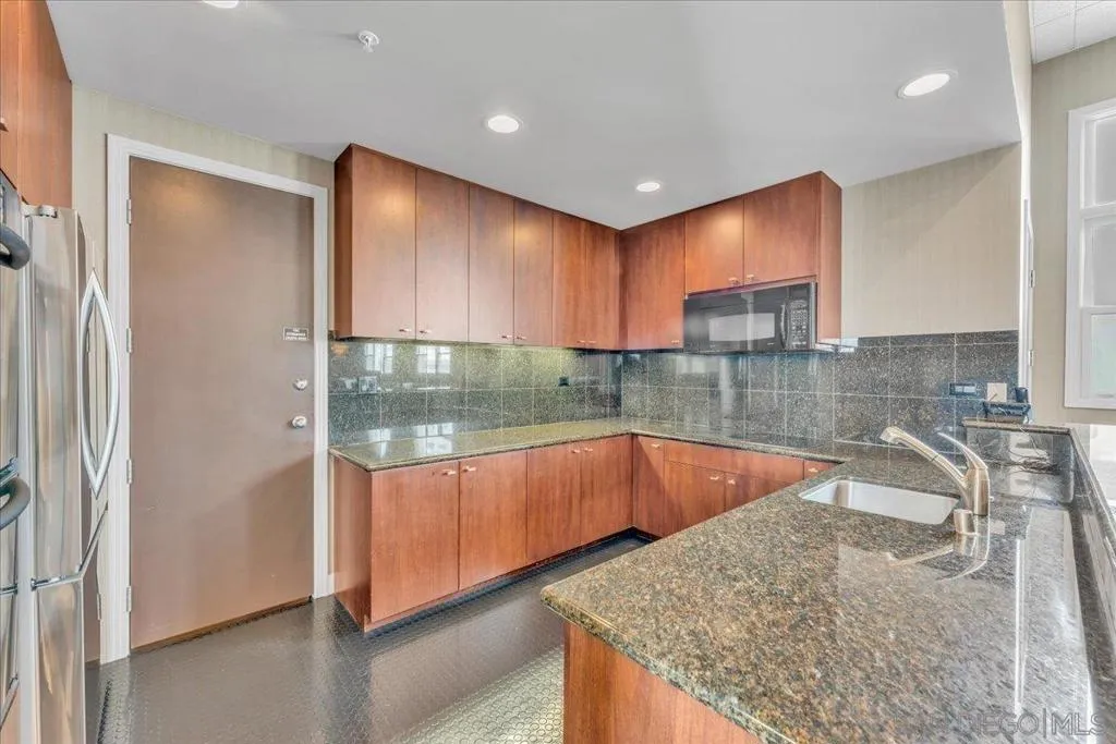 655 India St 223, San Diego, California 92101 home-pic-34